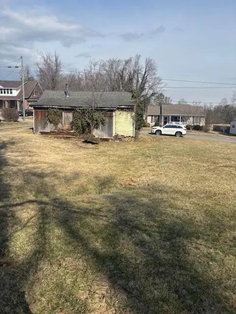 360 Patterson Ave, Rocky Mount, VA 24151 - #1