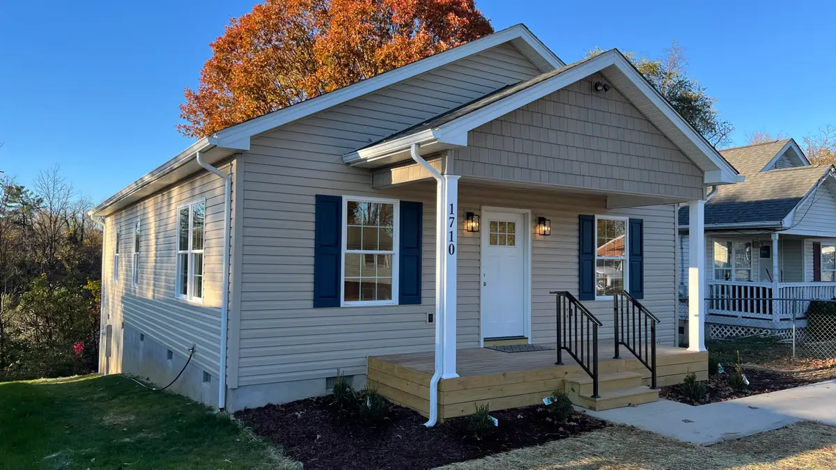 1710 Wallace Ave Ne, Roanoke, VA 24012 - #1