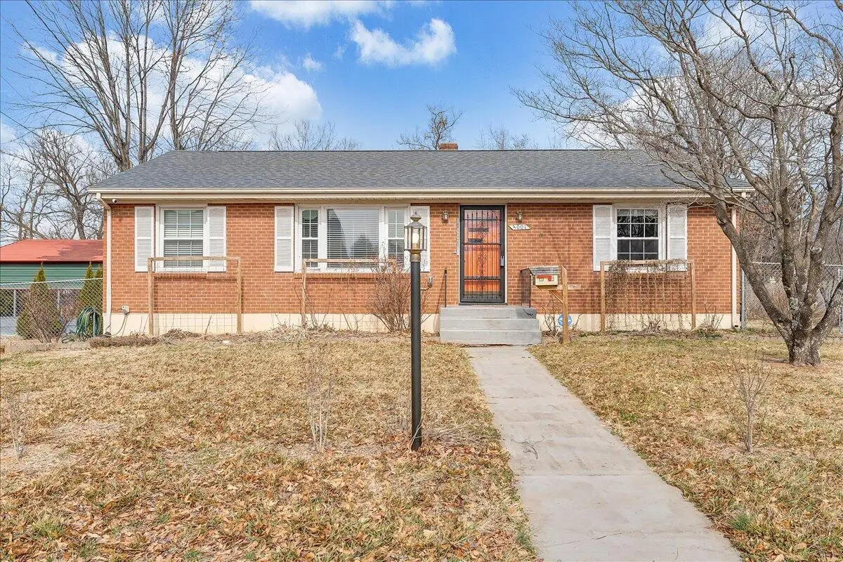 5001 Hildebrand Rd Nw, Roanoke, VA 24012 - #1