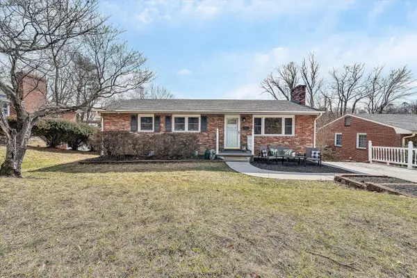 2814 Montvale Rd Sw, Roanoke, VA 24015