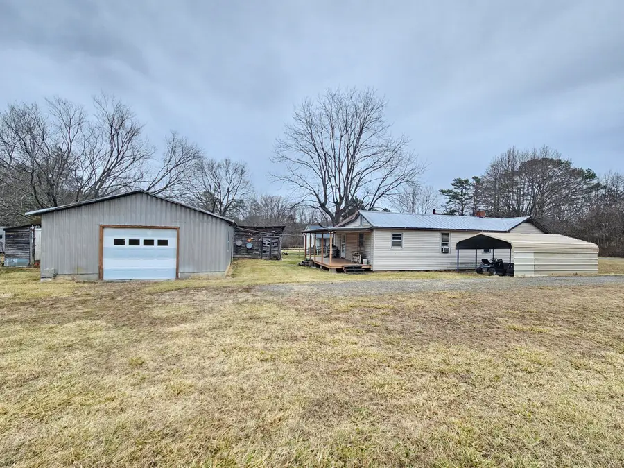 650 Boulevard, New Castle, VA 24127 - #2