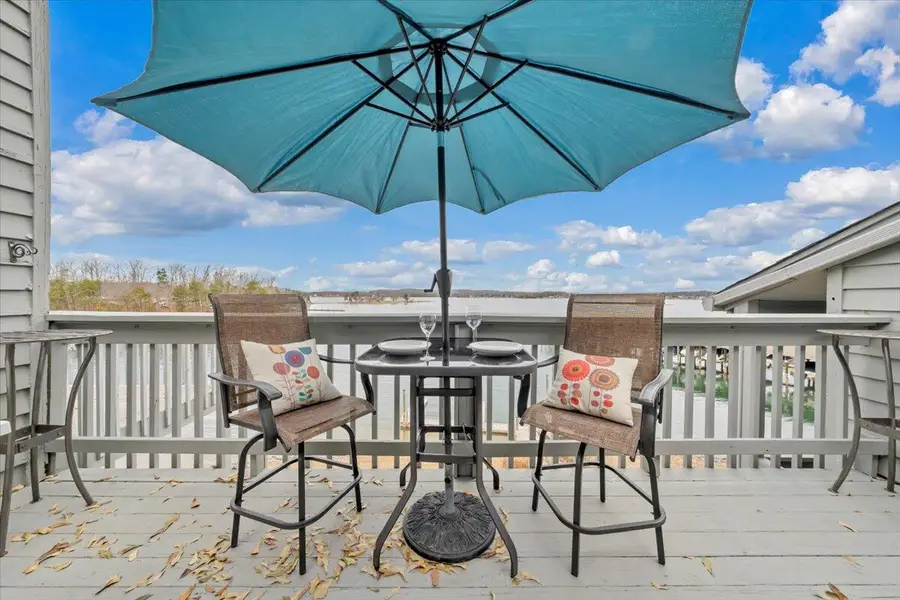 93 Peninsula Point Dr #B-5, Moneta, VA 24121 - #2