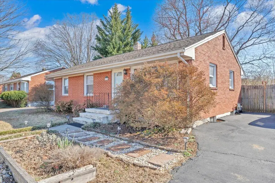 139 Hurst Ave Ne, Roanoke, VA 24012 - #3