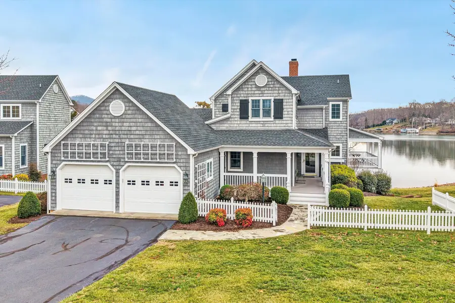 115 Sconset Dr, Penhook, VA 24137 - #2