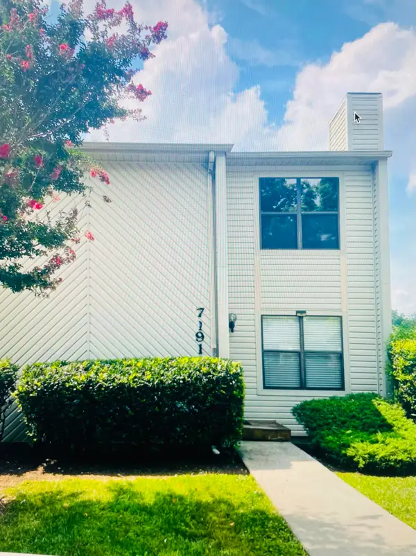 7191 Scarlet Oak Dr, Roanoke, VA 24019