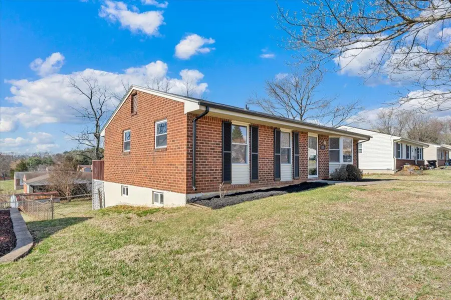 546 Stacie Dr, Vinton, VA 24179 - #3