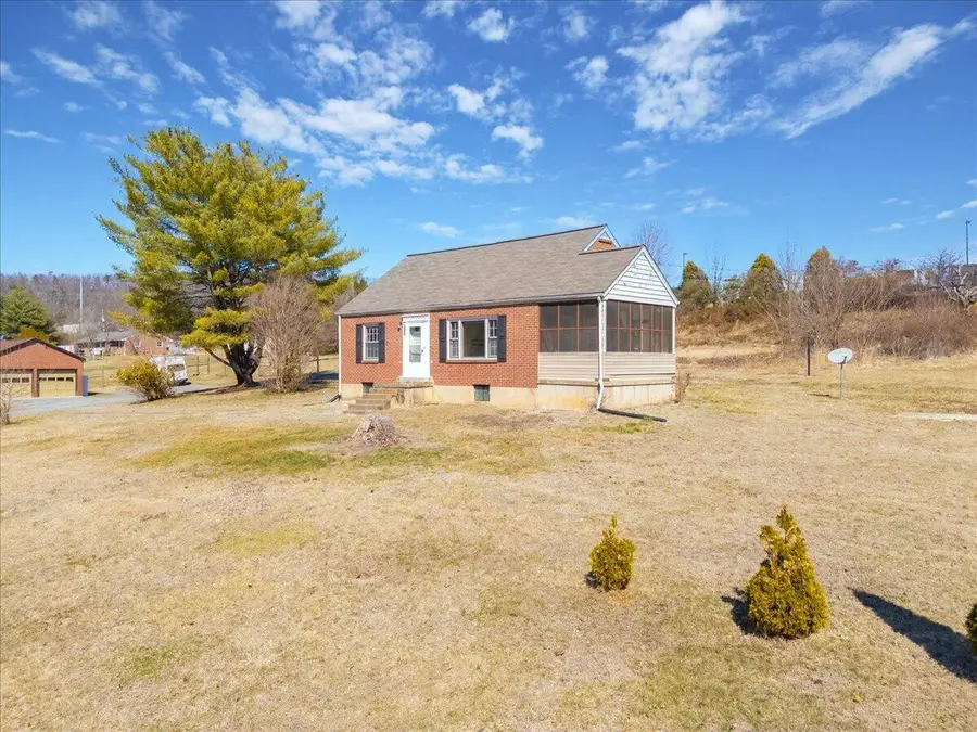 7937 Enon Dr, Roanoke, VA 24019 - #3