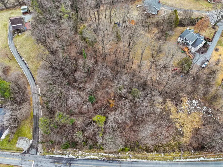 916 Homestead Dr, Salem, VA 24153 - #3