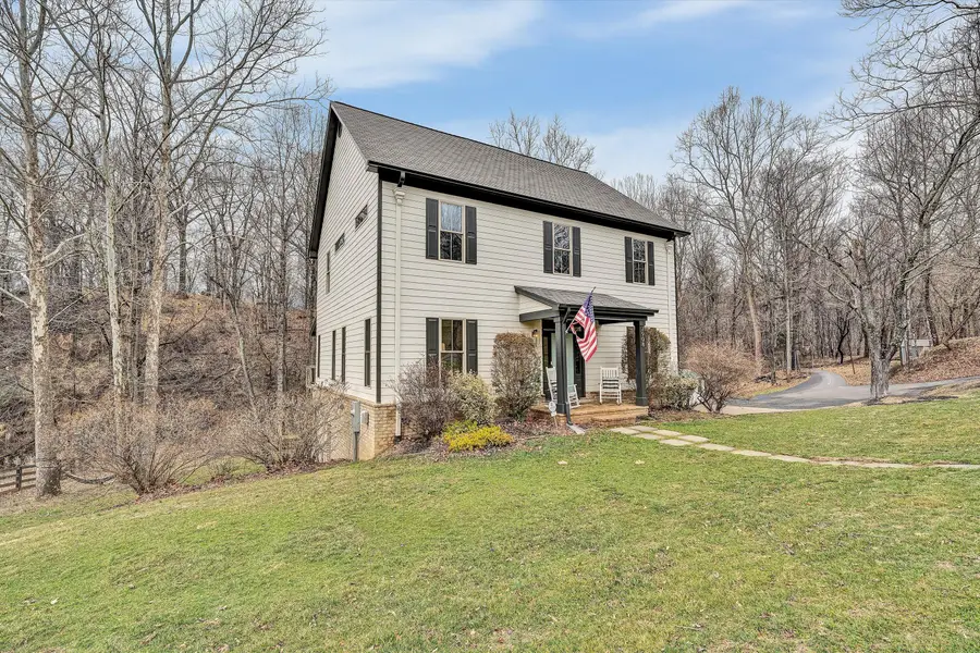 7908 Forest Creek Dr, Roanoke, VA 24018 - #3