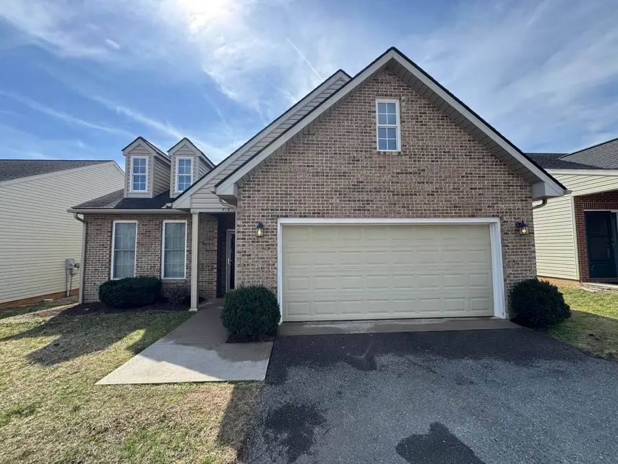 414 Kimball Ave, Salem, VA 24153 - #2