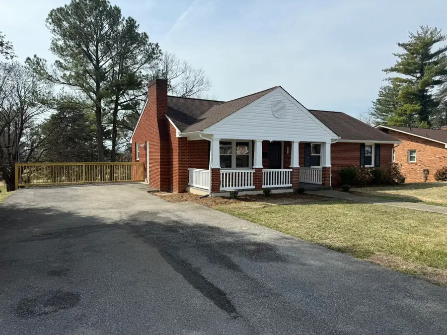 3428 Kershaw Rd Nw, Roanoke, VA 24017 - #3