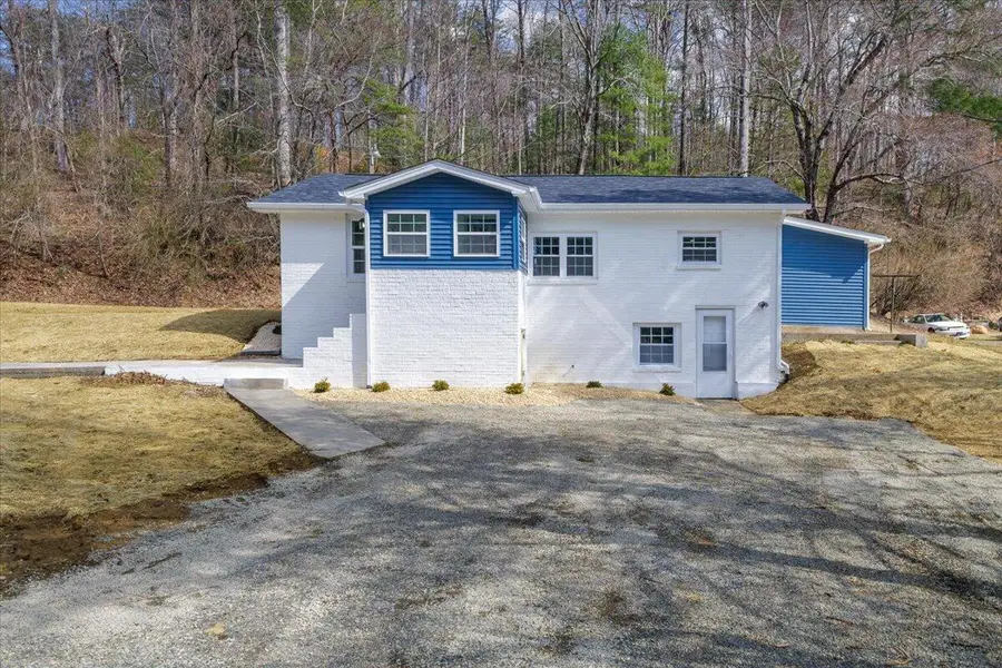 7202 Merriman Rd, Boones Mill, VA 24065 - #3