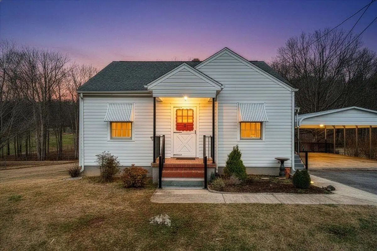 5344 Downing St, Roanoke, VA 24018 - #1