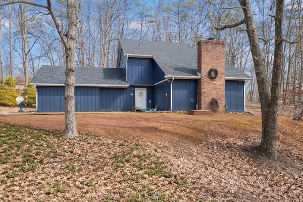 90 Fall Dr, Collinsville, VA 24078