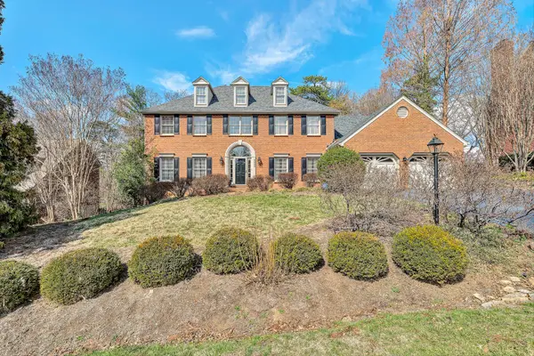 3535 Windsor Oaks Cir Sw, Roanoke, VA 24018