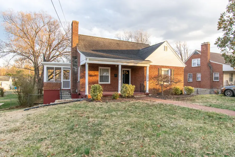 2619 Floraland Dr Nw, Roanoke, VA 24012 - #2