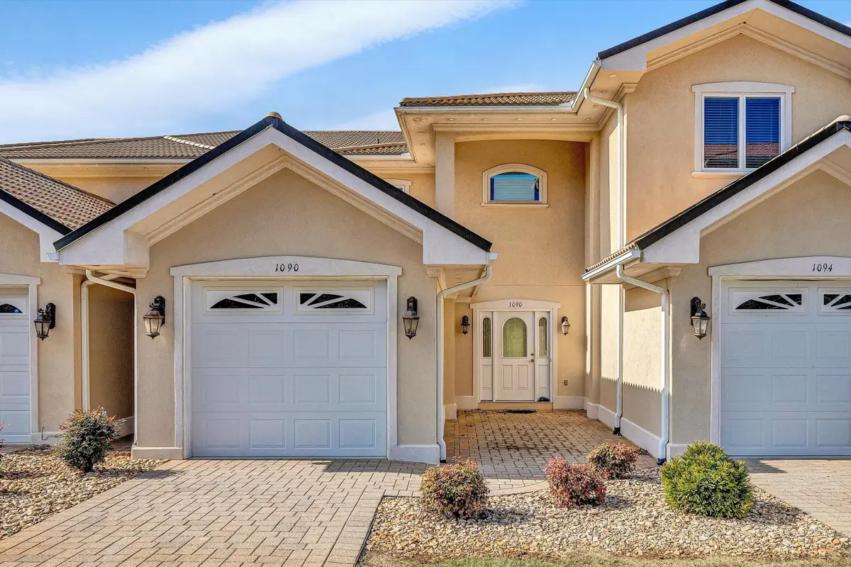 1090 La Casa Ct, Moneta, VA 24121 - #1