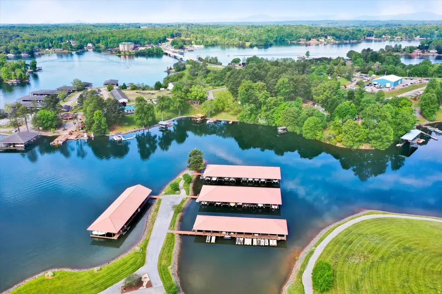 1090 La Casa Ct, Moneta, VA 24121 - #2