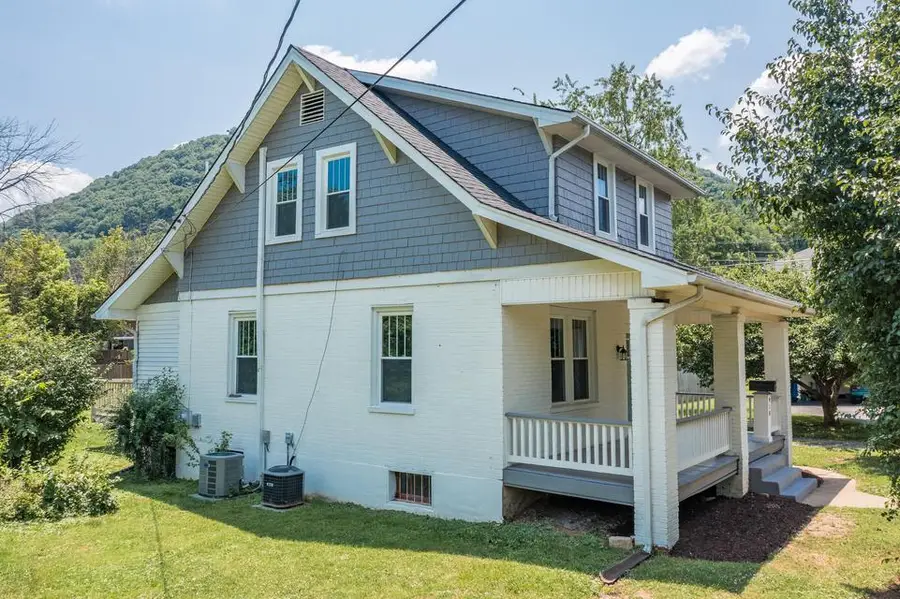 910 Ivy St Se, Roanoke, VA 24014 - #2