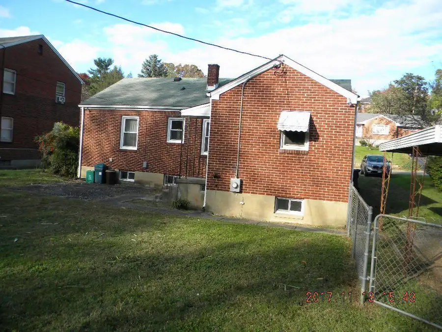 2416 Brandon Ave Sw, Roanoke, VA 24015 - #2