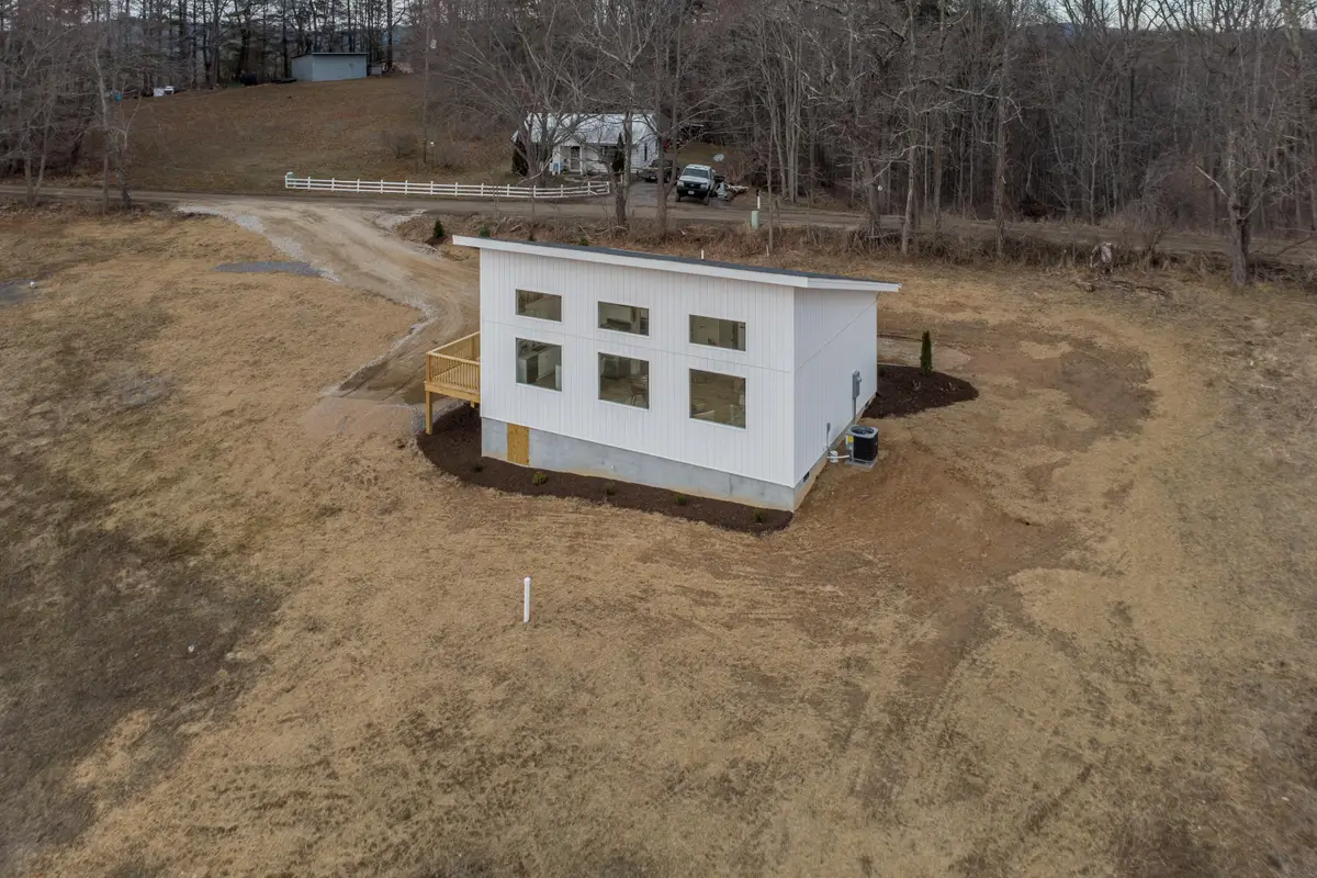 320 Grace Ln Ne, Riner, VA 24149 - #1