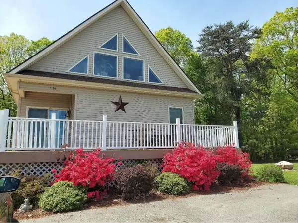 1158 Park Mountain Ter, Huddleston, VA 24104