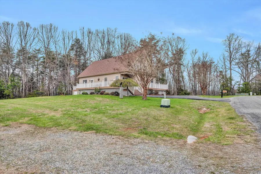 1158 Park Mountain Ter, Huddleston, VA 24104 - #3
