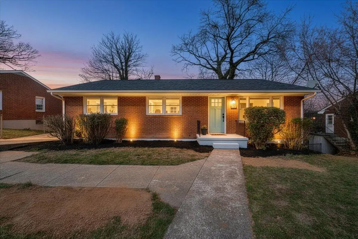 1089 Glenn Ridge Rd Nw, Roanoke, VA 24017 - #1