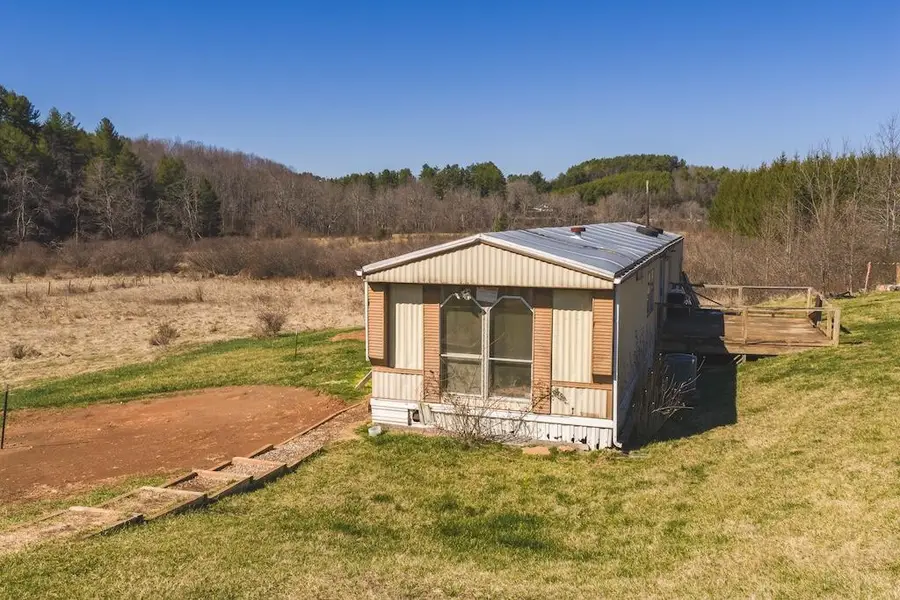 470 Epperly Mill Rd Sw, Floyd, VA 24091 - #3