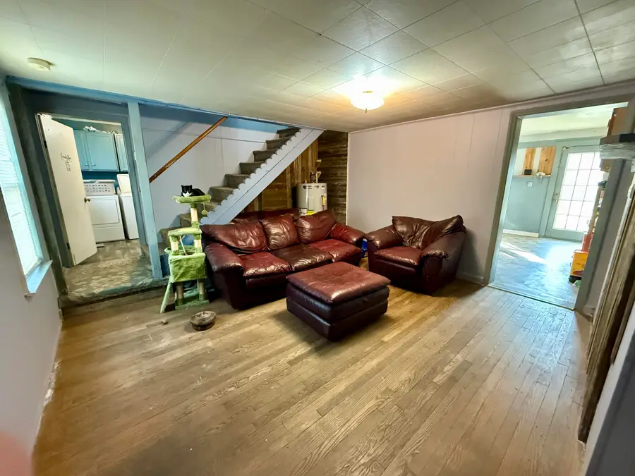 421 7th St, Vinton, VA 24179 - #2