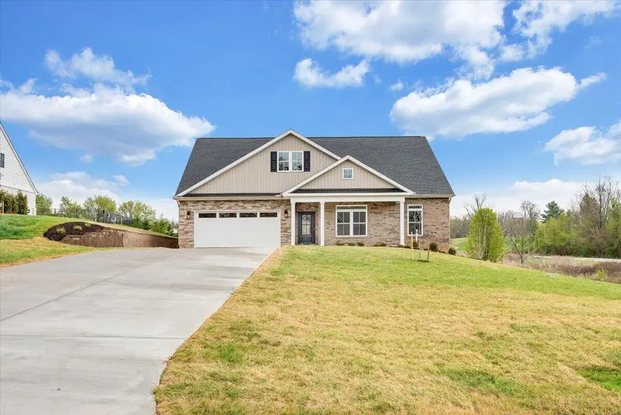 28 The Jackson Of Ashley Dr, Daleville, VA 24083 - #2