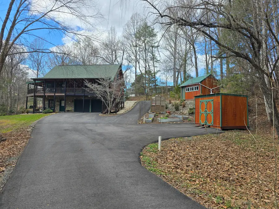 300 Crawford Dr, Moneta, VA 24121 - #3