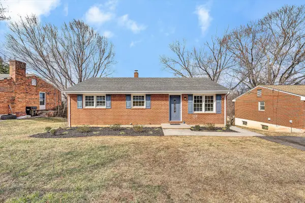 6420 Nell Dr, Roanoke, VA 24019