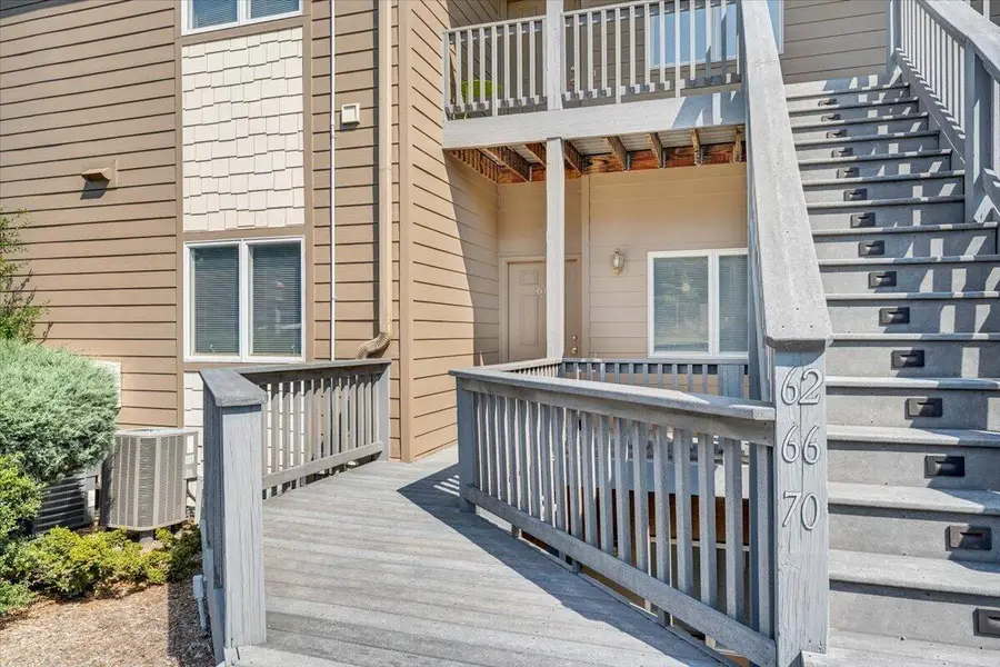 1209 Mariners Way #66, Huddleston, VA 24104 - #2