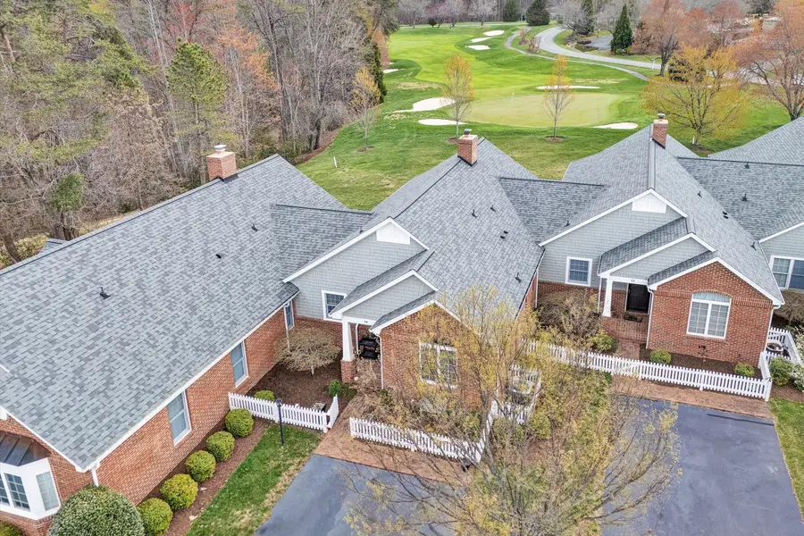 74 Village Green Dr, Penhook, VA 24137 - #2