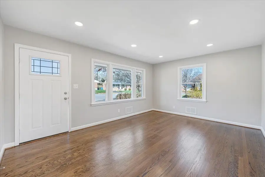 4301 Holmes St Ne, Roanoke, VA 24012 - #3