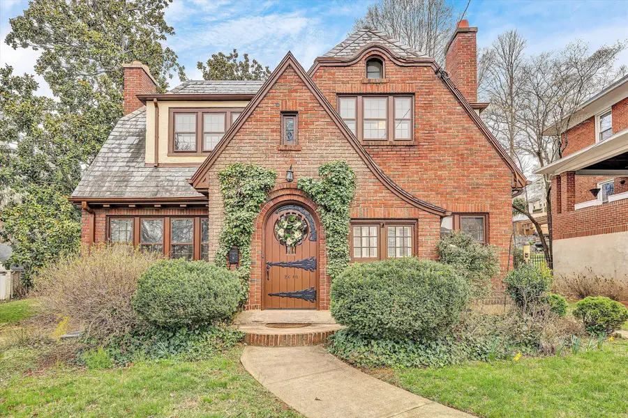 2610 Longview Ave Sw, Roanoke, VA 24014 - #2