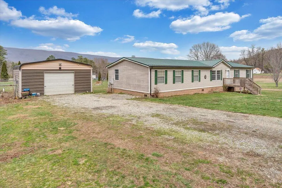 91 Homestead Rd, New Castle, VA 24127 - #2