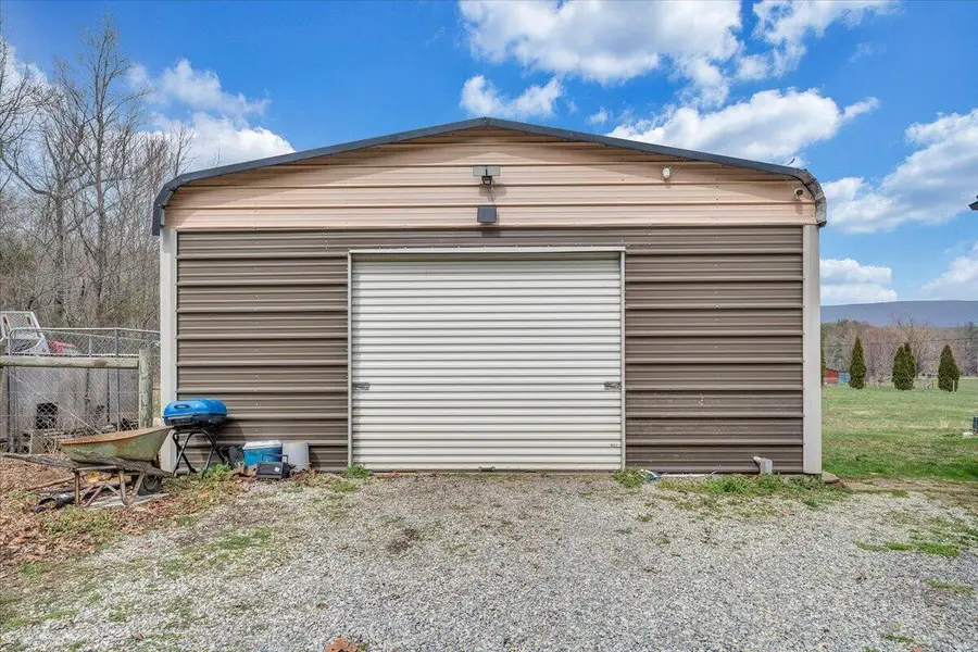 91 Homestead Rd, New Castle, VA 24127 - #3