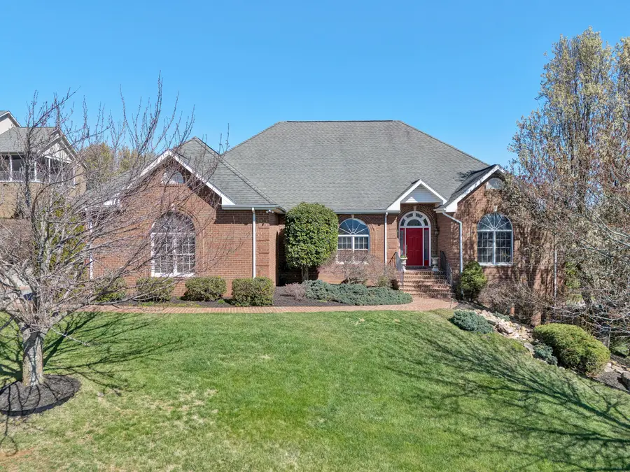 232 Savannah Ct, Daleville, VA 24083 - #2