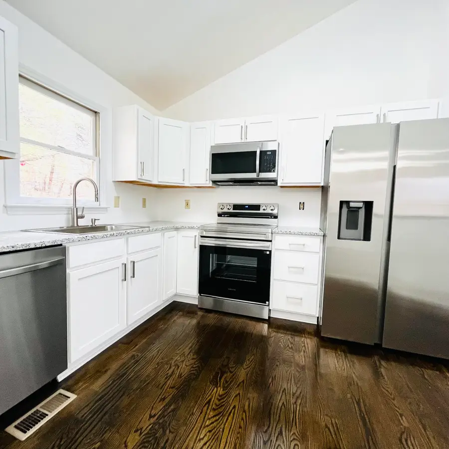 344 Elm St, Vinton, VA 24179 - #3