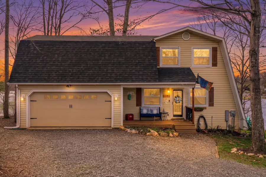 497 Long Island Dr, Moneta, VA 24121 - #2