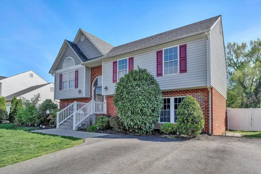 5920 Carolina Trl, Roanoke, VA 24019 - #3