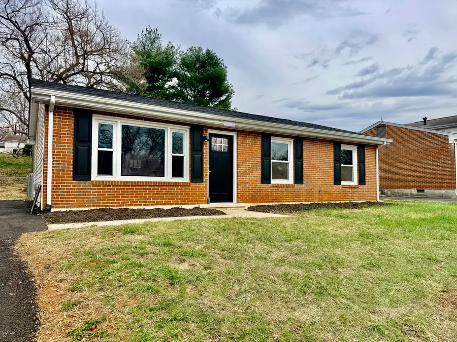 5325 Flagler Dr, Roanoke, VA 24019 - #2