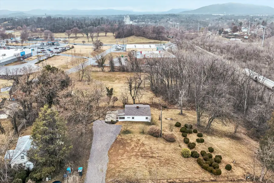 2228 Eastland Ave Se, Roanoke, VA 24013 - #2