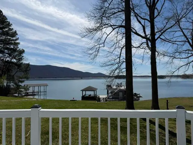 223 Lee Dr, Huddleston, VA 24104 - #2