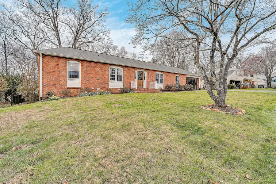 3610 Morning Dove Rd, Roanoke, VA 24018 - #2