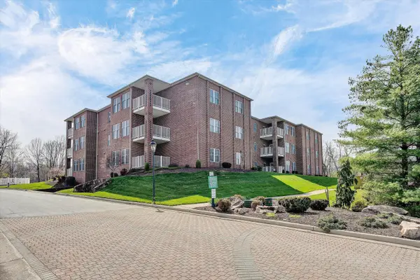 3025 Mcvitty Forest Dr #209, Roanoke, VA 24018