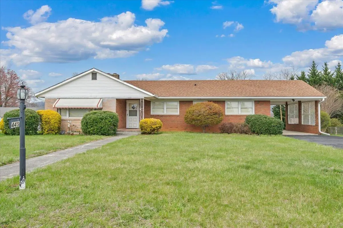 449 Cameron Dr, Vinton, VA 24179 - #1