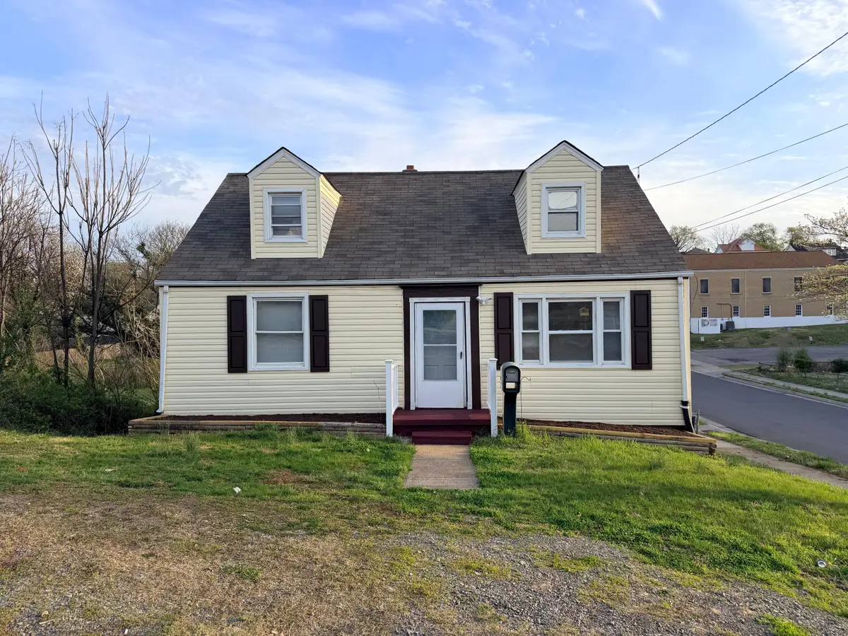 2001 Hanover Ave Nw, Roanoke, VA 24017 - #1